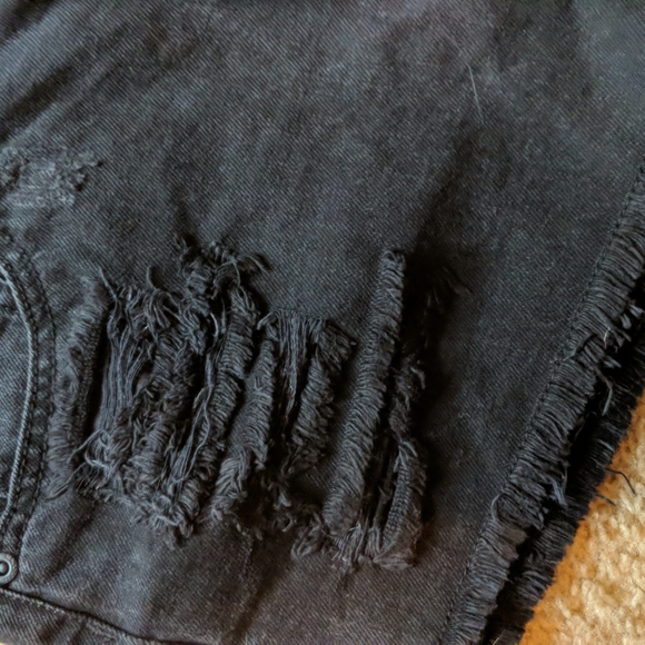 Blackheart High Rise Distressed Denim Juniors Shorts - Picture 2 of 8